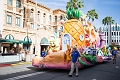 Universal070