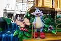 Universal080